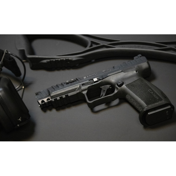Pistolet SFX Rival Black 9x19 — vue 4