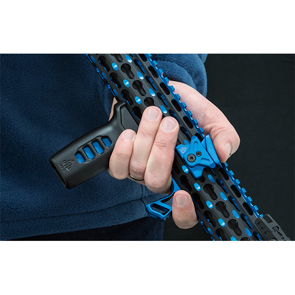 Grip Super slim Keymod avec inserts rouge et bleu — vue 5