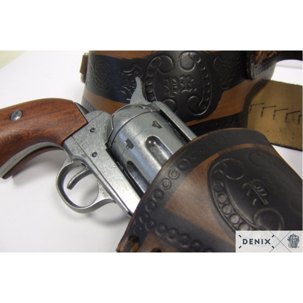 Ceinturon avec un holster pour revolver Western — vue 3